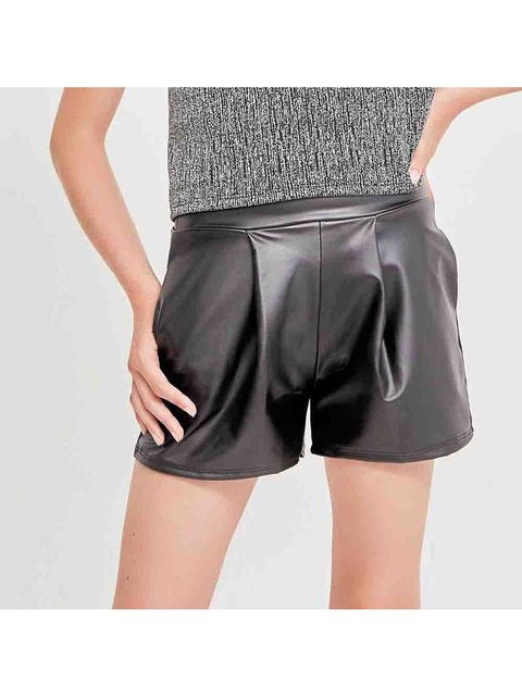 Good Girl - Faux Leather Pleated Shorts - Black