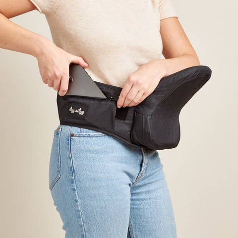 Itzy Ritzy - Itzy Hold & Fold™ - Hip Seat Carrier