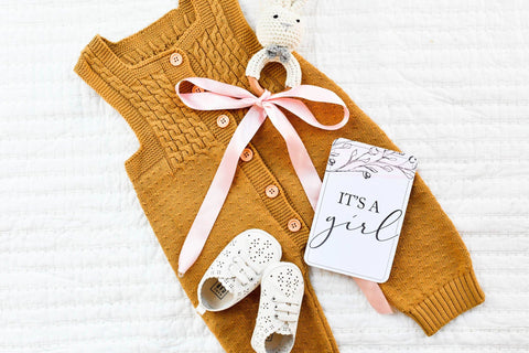 Pregnancy Milestone Cards, Baby Announcement & Reveal