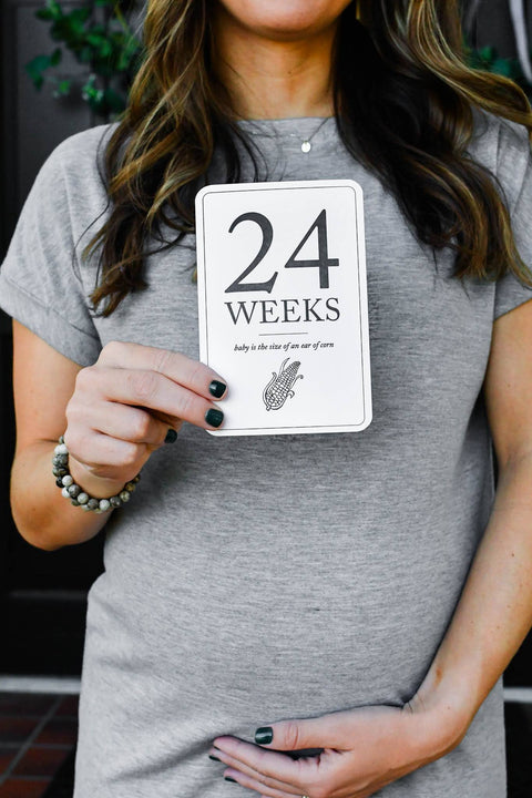 Pregnancy Milestone Cards, Baby Announcement & Reveal