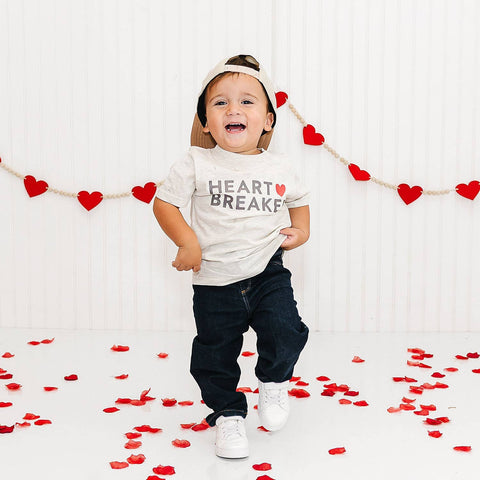 Sweet Wink - Short Sleeve T-Shirt - Heartbreaker