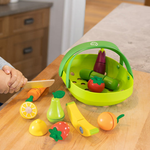 Fat Brain Toys - Pretendables - Fruit & Veggie Basket